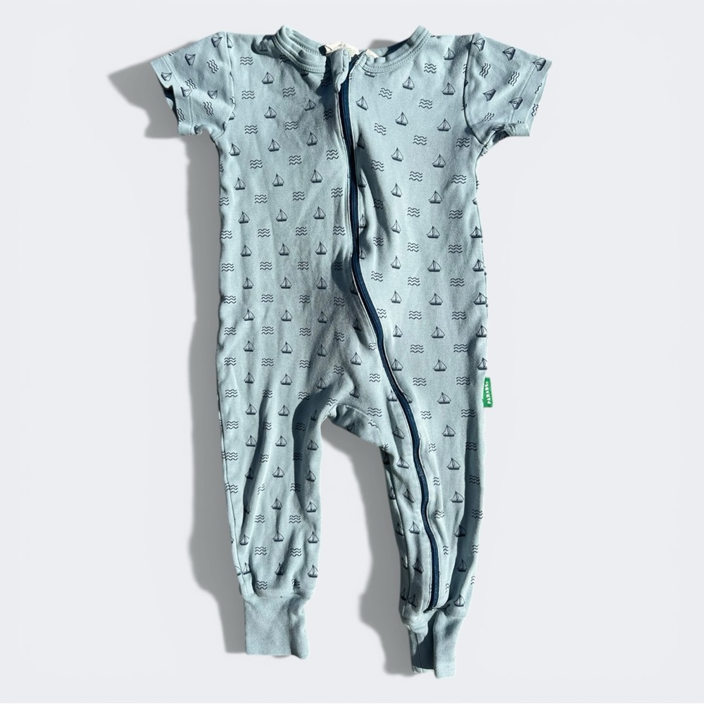 Parade Organic Essentials Sailboat Print Blue Romper Size 2T